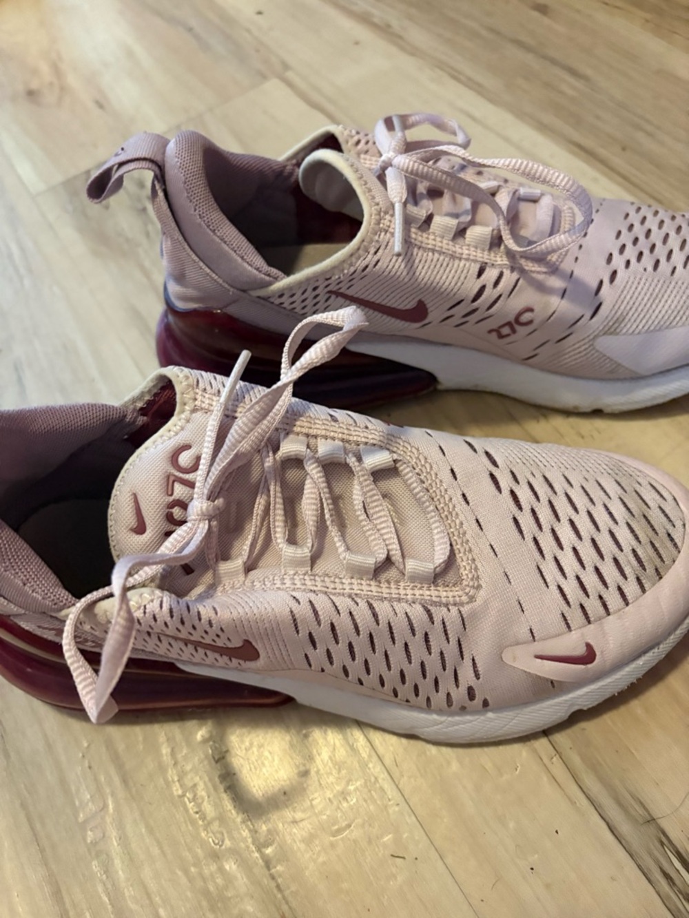 Nike Women’s Light Pink and Burgundy Air Max 270 Sneakers